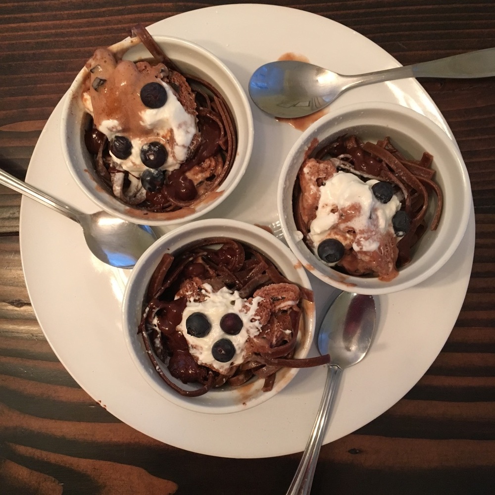 Meet your Posher, Gia